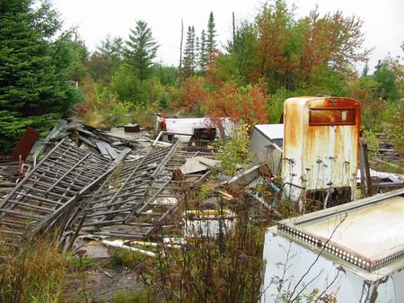 Evergreen Drive-In Theatre - Junk (newer photo)